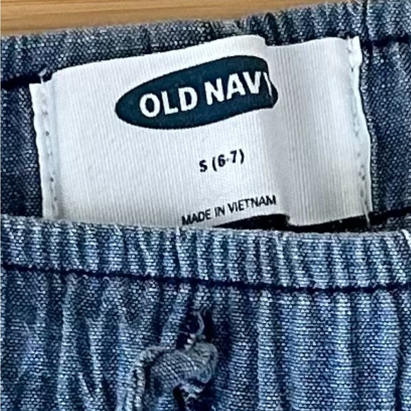 Used, Old Navy, drawstring shorts, girls. - Picture 3 of 3